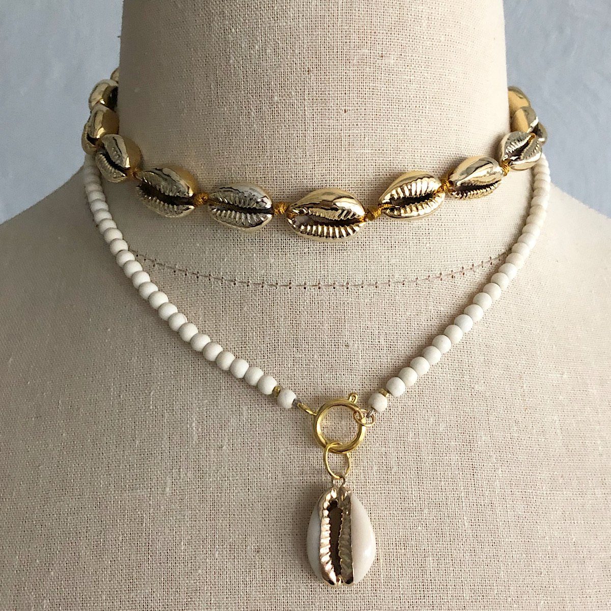 Cowrie shell hot sale choker gold